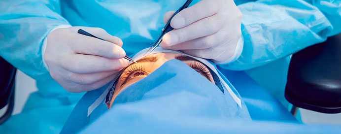 Best Doctor For Eye Laser In Colaba